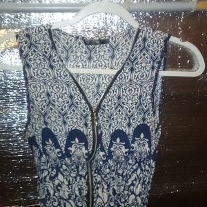 Beautiful, unique jump suit zipper in front